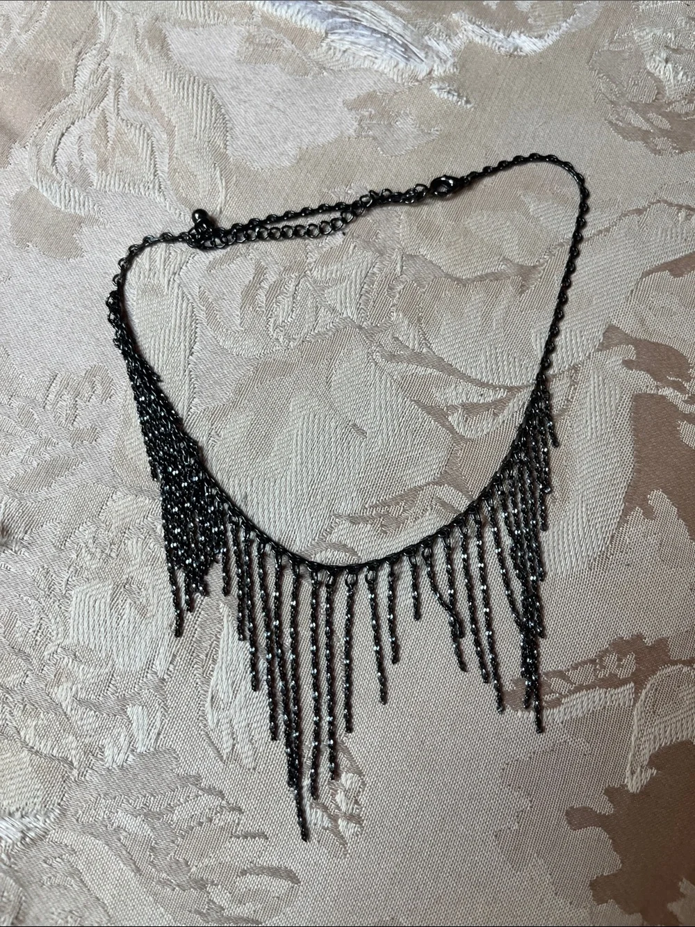 Vintage Y2K Goth gunmetal silver tone fringe dangle choker necklace